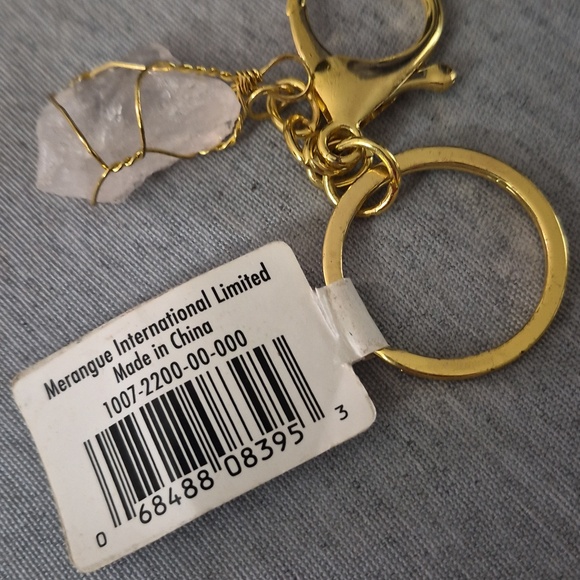 Natural White Quartz Crystal Goldtone  Keychain New - Picture 2 of 4